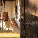 natural-timber-entrance-door-designer